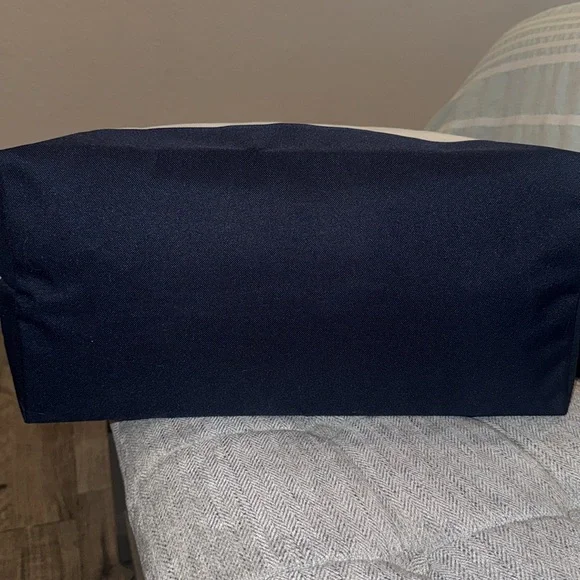 NWT, Vineyard Vines canvas tote bag with flags detail. - Picture 6 of 9